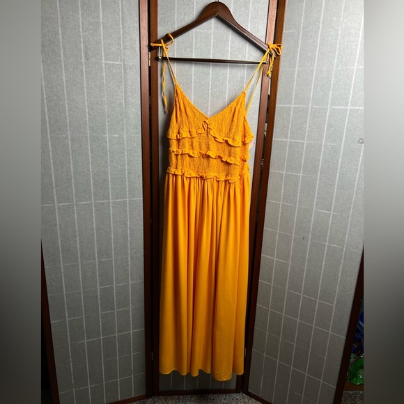 Topshop shirred ruffle midi dress in ochre size 8 - Picture 5 of 8